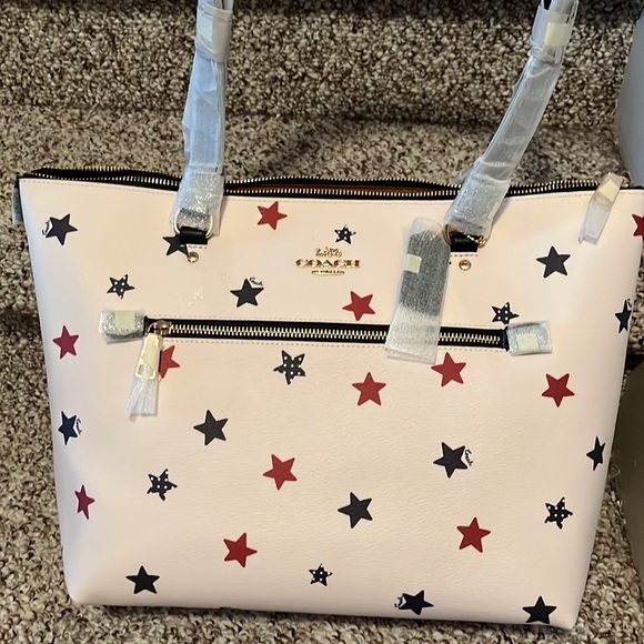 Brand-new Coach tote bag - Picture 3 of 3